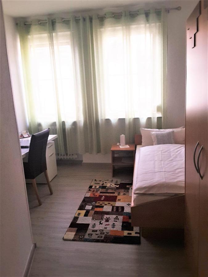 Hotel Post Mühlacker Esterno foto
